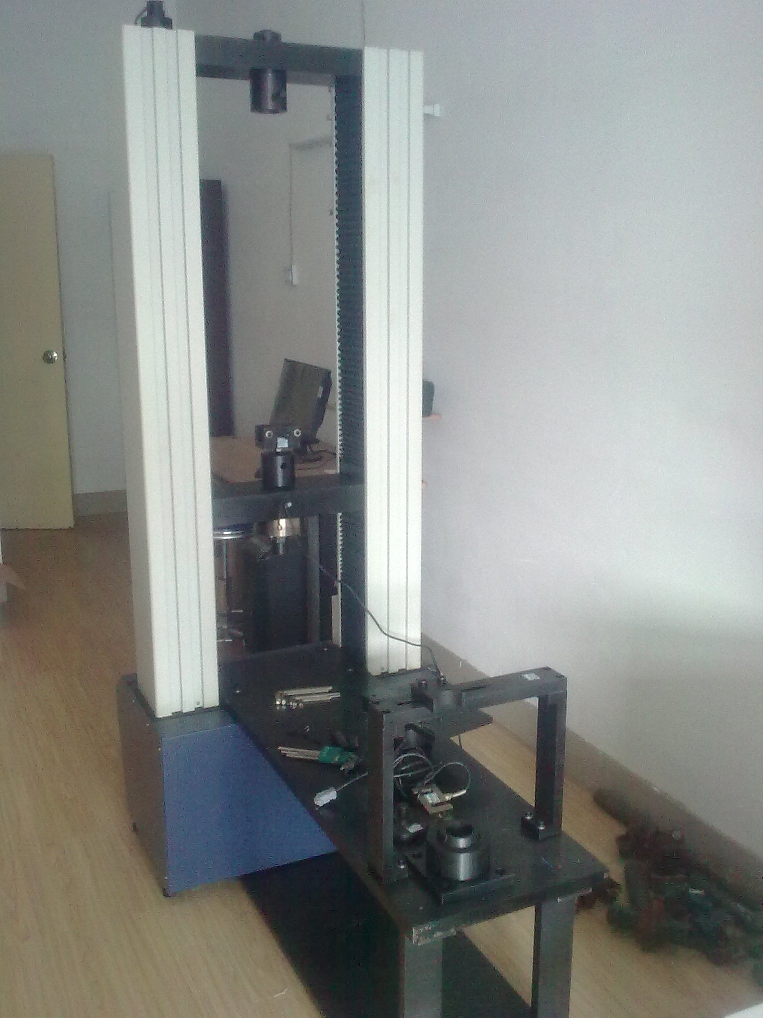 WDW-100K微機控制電子萬能試驗機（扣件專用）